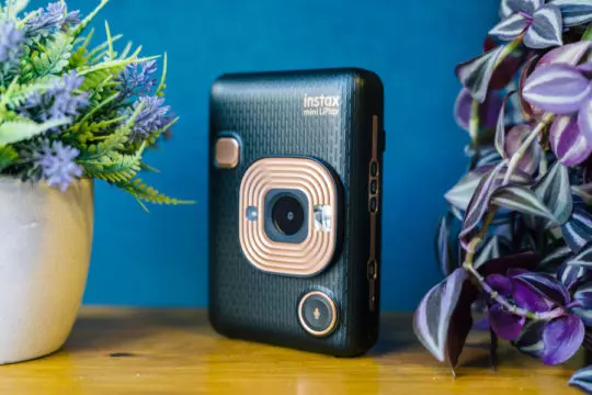Aparat FujiFilm Instax mini LiPlay Złoty